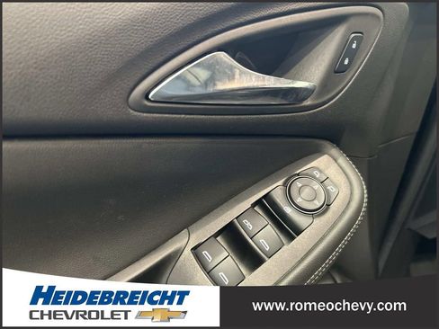 Used 2023 Buick Encore GX Select image 10