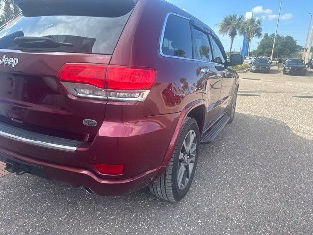 Used 2018 Jeep Grand Cherokee Overland w/ Trailer Tow Group IV RWD image 28