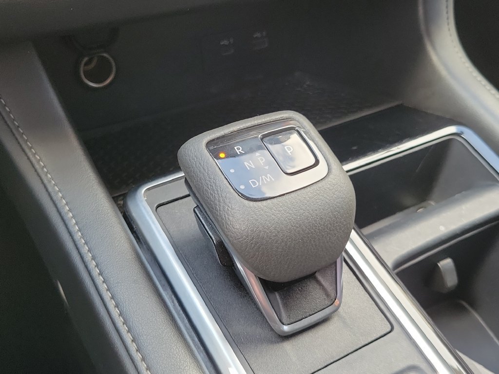 Used 2024 Nissan Pathfinder SV FWD image 37