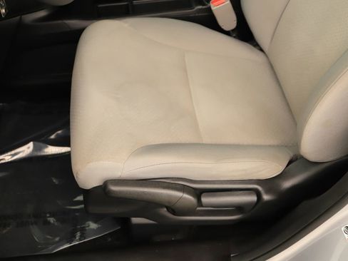 Used 2015 Honda CR-V LX image 26