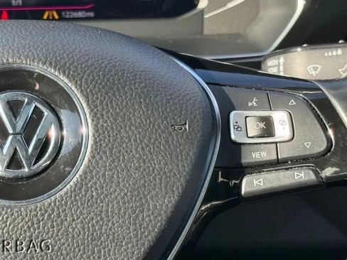 Used 2019 Volkswagen Jetta SEL FWD image 12