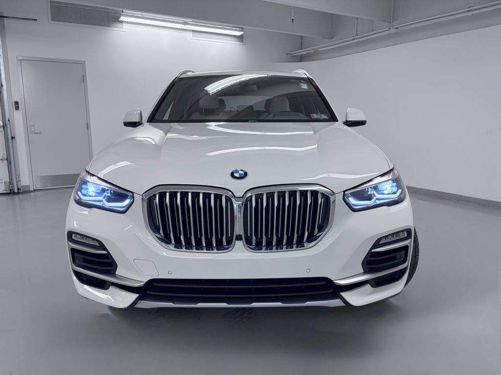 Used 2020 BMW X5 xDrive40i w/ Convenience Package AWD/4WD image 3