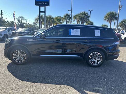 Used 2021 Lincoln Aviator 2WD w/ Class IV Trailer Tow Package image 13