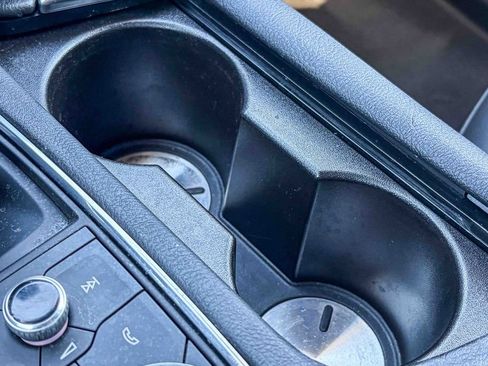 Used 2023 Cadillac XT6 Luxury image 31