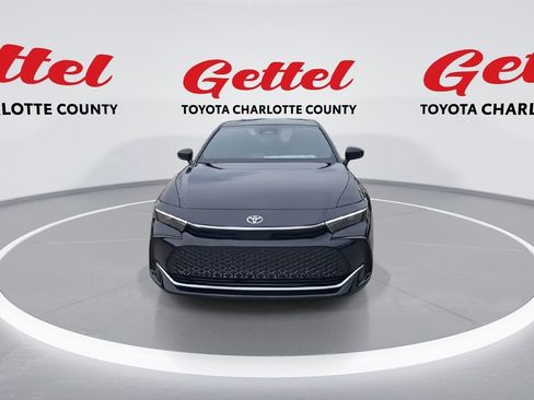 New 2026 Toyota Crown XLE image 3