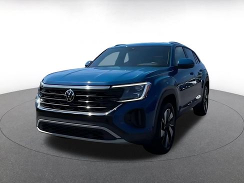 Used 2026 Volkswagen Atlas Cross Sport SE FWD image 5
