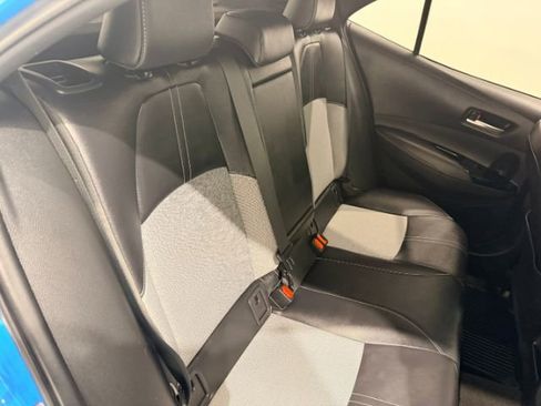 Used 2019 Toyota Corolla XSE image 28