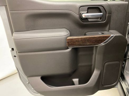 Used 2021 GMC Sierra 1500 Elevation w/ Preferred Package image 12