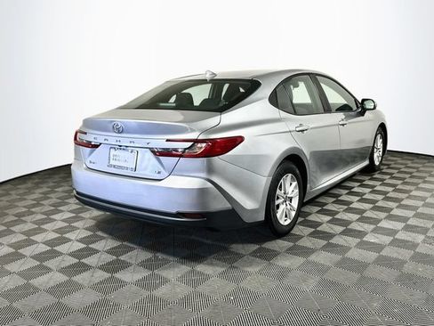 Used 2025 Toyota Camry LE FWD image 8