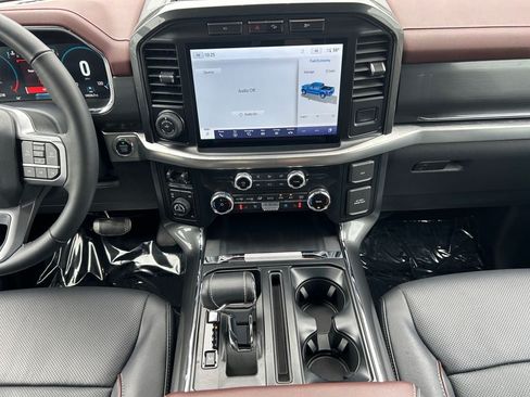 Used 2023 Ford F150 Lariat AWD/4WD image 12