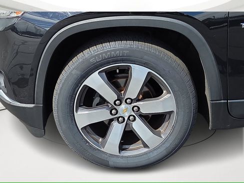 Used 2019 Chevrolet Traverse LT w/ LT Premium Package image 8