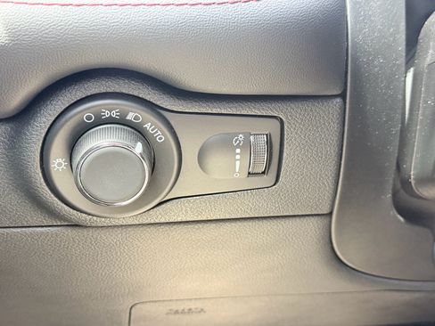 Used 2024 Dodge Durango R/T RWD image 13
