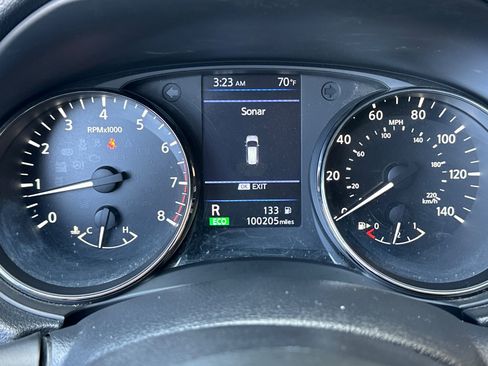 Used 2019 Nissan Rogue SV FWD image 21