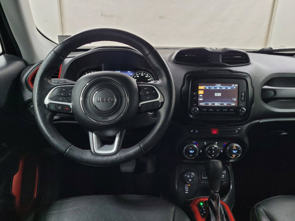 Used 2016 Jeep Renegade Trailhawk w/ Premium Trailhawk Package AWD/4WD image 22
