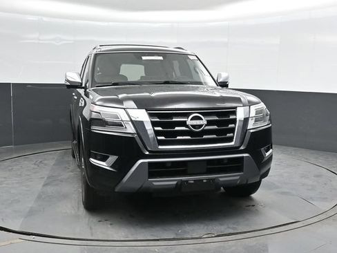 Used 2023 Nissan Armada Platinum w/ Captain's Chairs Package RWD image 7