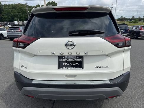 Used 2021 Nissan Rogue SV AWD/4WD image 5