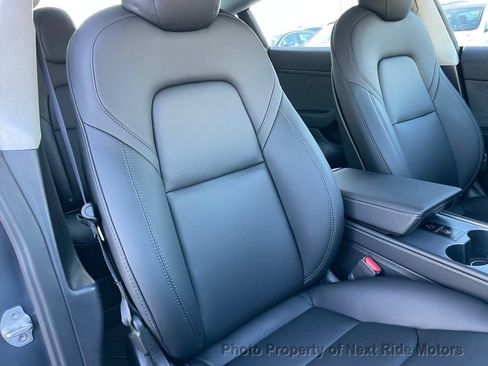 Used 2023 Tesla Model 3 Standard Range RWD image 17