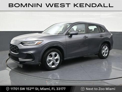 Used 2024 Honda HR-V LX image 1