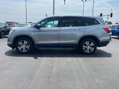 Used 2018 Honda Pilot EX image 3