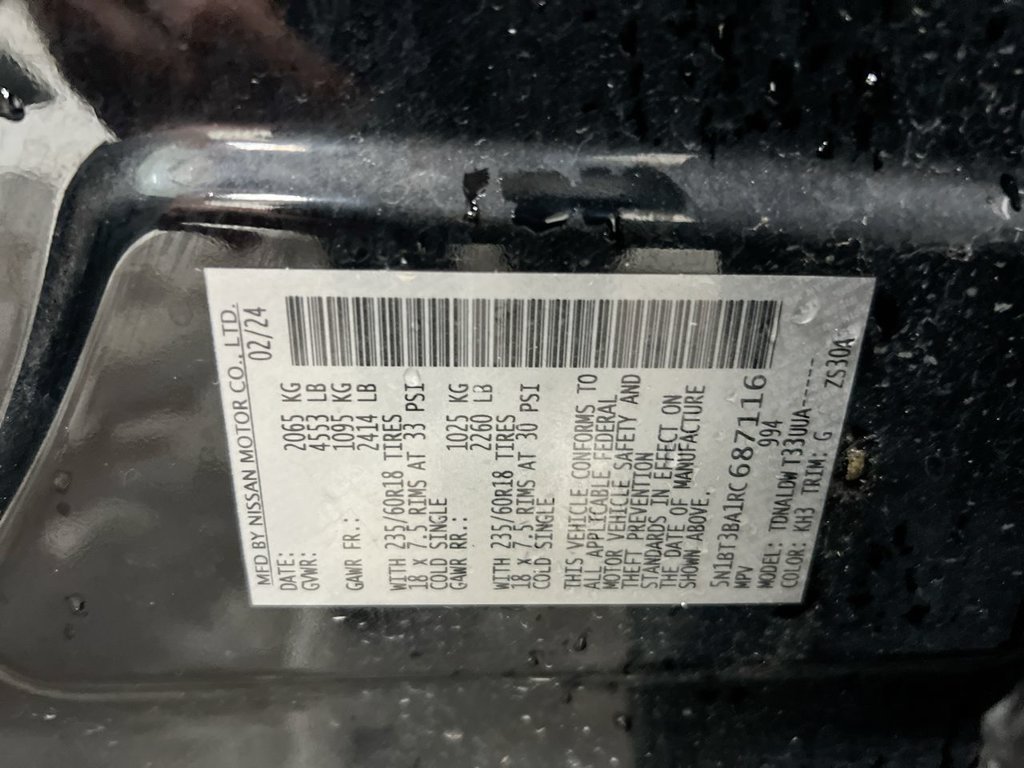 Used 2024 Nissan Rogue SV FWD image 27