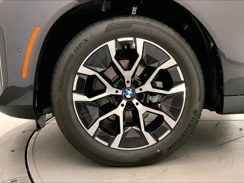 New 2025 BMW X3 xDrive30i w/ Premium Package image 9