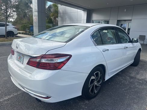 Used 2016 Honda Accord LX image 6