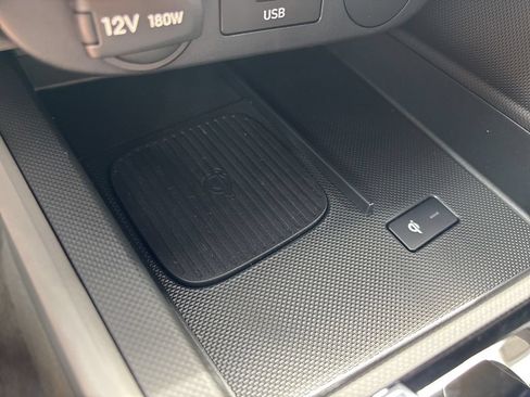 New 2025 Hyundai Elantra SEL FWD image 30