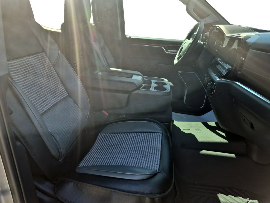 Used 2025 Chevrolet Silverado 1500 LT w/ Protection Package AWD/4WD image 15