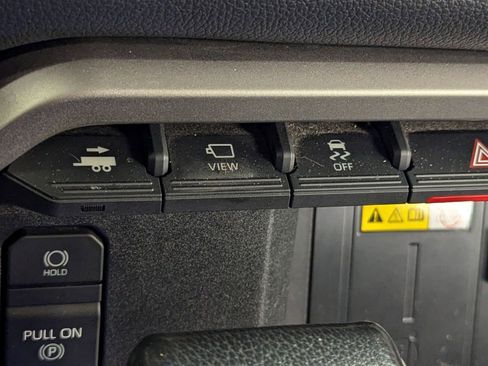 Used 2022 Toyota Tundra Limited image 26