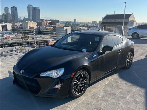 Used 2016 Scion FR-S image 1