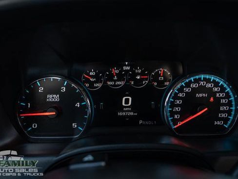 Used 2017 GMC Sierra 2500 Denali w/ Duramax Plus Package image 20