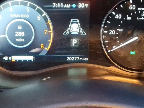 Certified 2023 Nissan Kicks SR w/ SR Premium Package image 19