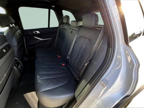 Used 2025 BMW X5 sDrive40i image 27