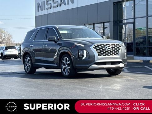 Used 2021 Hyundai Palisade Limited image 1