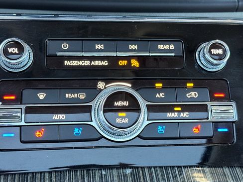 Certified 2022 Lincoln Navigator Black Label AWD/4WD image 22