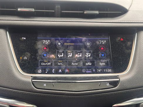 Used 2023 Cadillac XT5 Premium Luxury image 33