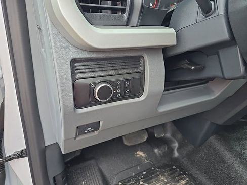 New 2026 Ford F550 2WD Regular Cab Super Duty image 14