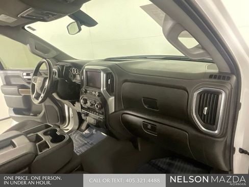 Used 2021 Chevrolet Silverado 1500 LT AWD/4WD image 30