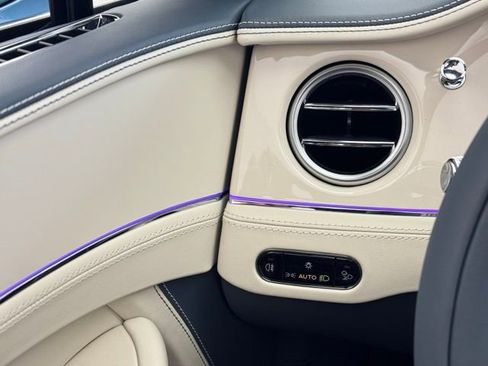 New 2026 Bentley Continental GTC image 12