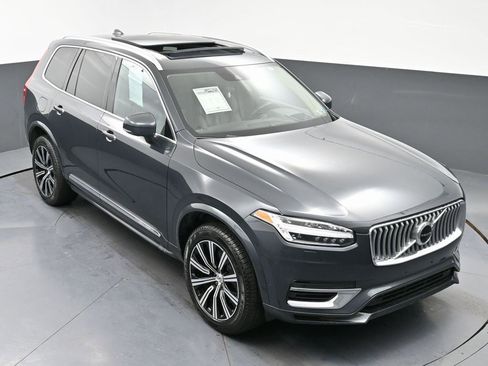 Used 2021 Volvo XC90 T8 Inscription w/ Protection Package Premier image 45