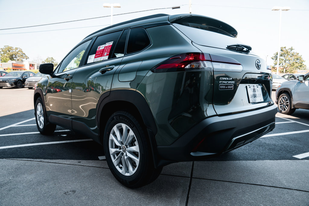 New 2026 Toyota Corolla Cross LE FWD image 5