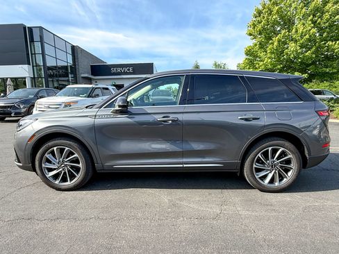 Used 2023 Lincoln Corsair AWD w/ Equipment Group 101A image 10