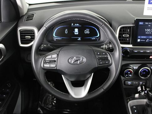 Certified 2026 Hyundai Venue SEL FWD image 21