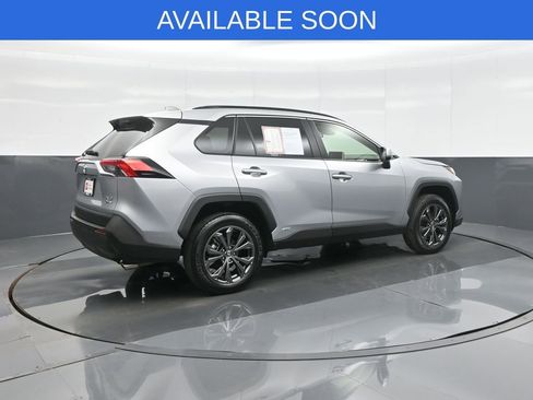 Used 2025 Toyota RAV4 XLE Premium image 7