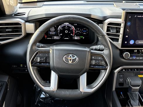 Used 2024 Toyota Sequoia Limited w/ Tow Technology Package AWD/4WD image 22