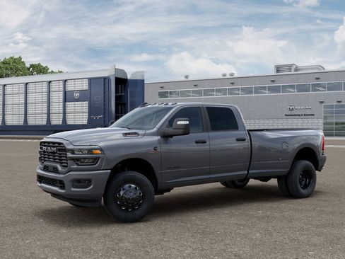 New 2026 RAM 3500 Big Horn AWD/4WD image 10