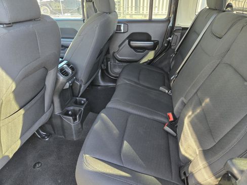 Certified 2021 Jeep Wrangler Unlimited Sport image 26