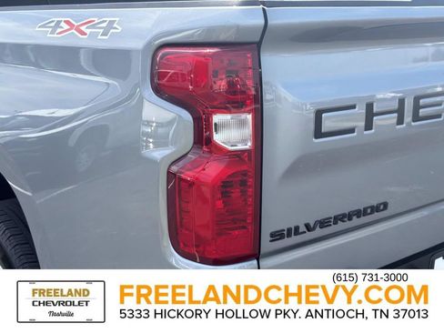 Used 2025 Chevrolet Silverado 1500 LT w/ LPO, Dark Essentials Package AWD/4WD image 12
