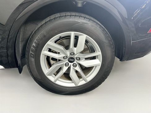 Used 2022 Audi Q5 2.0T Premium w/ Convenience Package AWD/4WD image 11