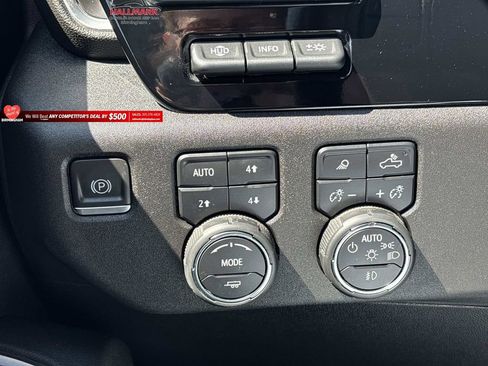 Used 2024 Chevrolet Silverado 2500 LTZ w/ LTZ Premium Package AWD/4WD image 16
